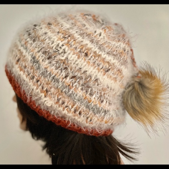Hand Knits 2 Love Slouch Hat Beanie Cap Faux Fur Pom Pom Designer Mohair Look - Picture 6 of 12